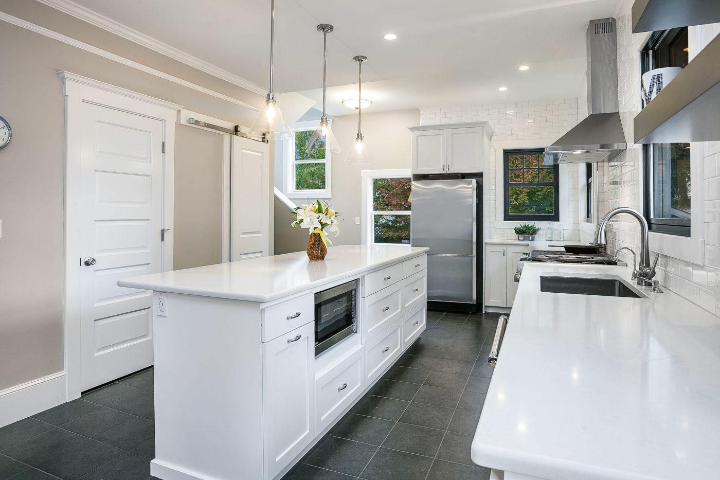 dreaming-of-an-kitchen-island-will-it-fit-in-your-kitchen